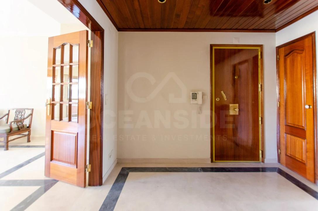Apartamento T3 para Venda em Carnide Foto 9