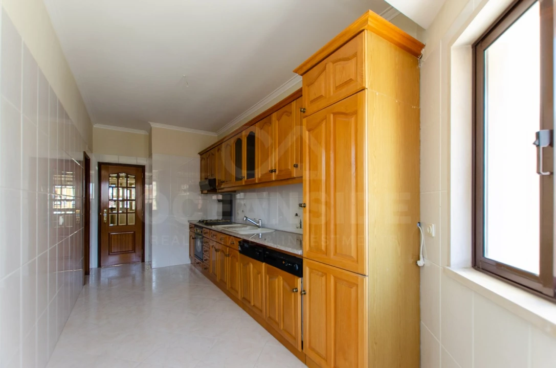 Apartamento T3 para Venda em Carnide Foto 14