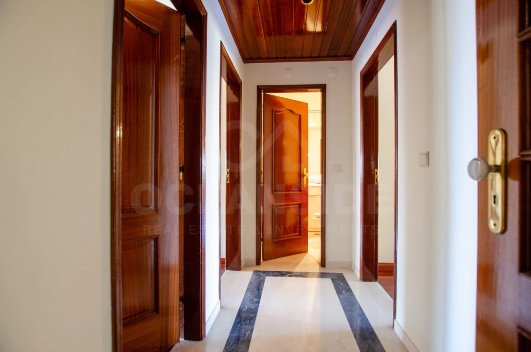Apartamento T3 para Venda em Carnide Foto 18