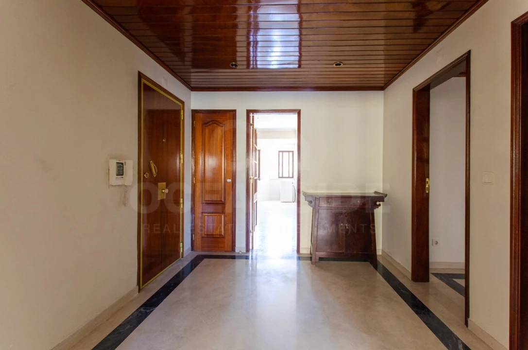 Apartamento T3 para Venda em Carnide Foto 19