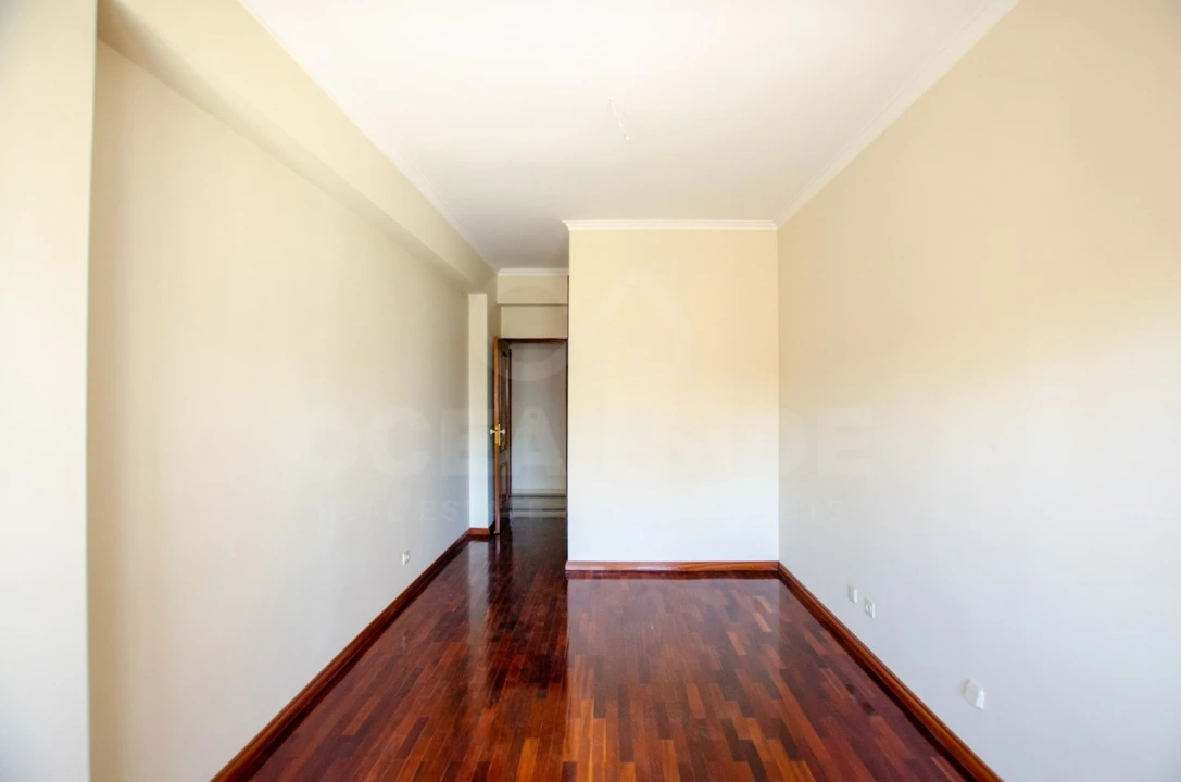 Apartamento T3 para Venda em Carnide Foto 20