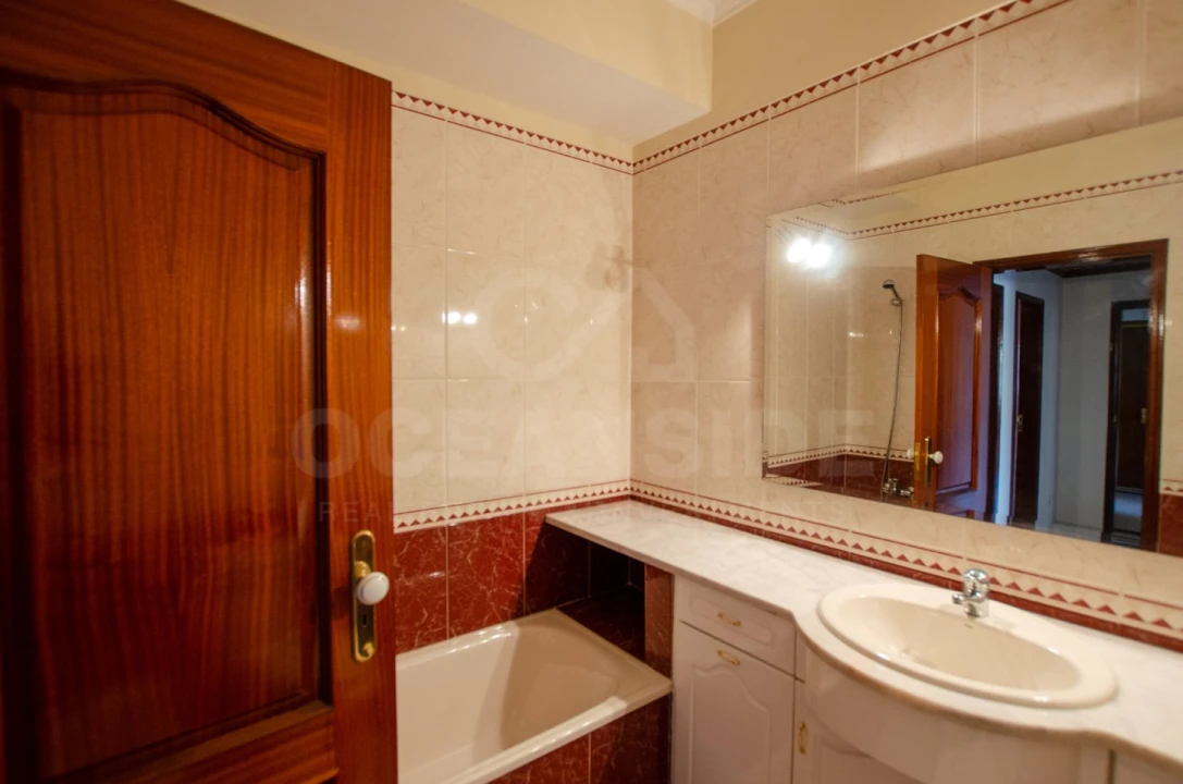 Apartamento T3 para Venda em Carnide Foto 24