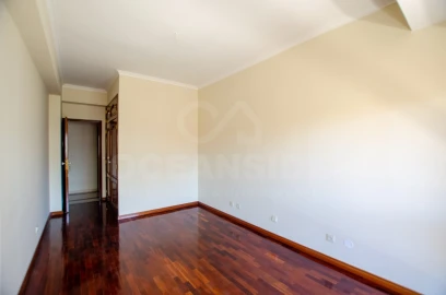 Apartamento T3 para Venda em Carnide