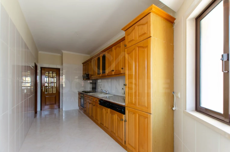 Apartamento T3 para Venda em Carnide Foto 14
