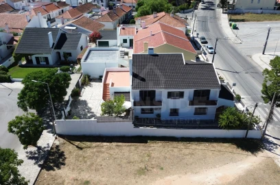 Moradia T7 para Venda em Benavente