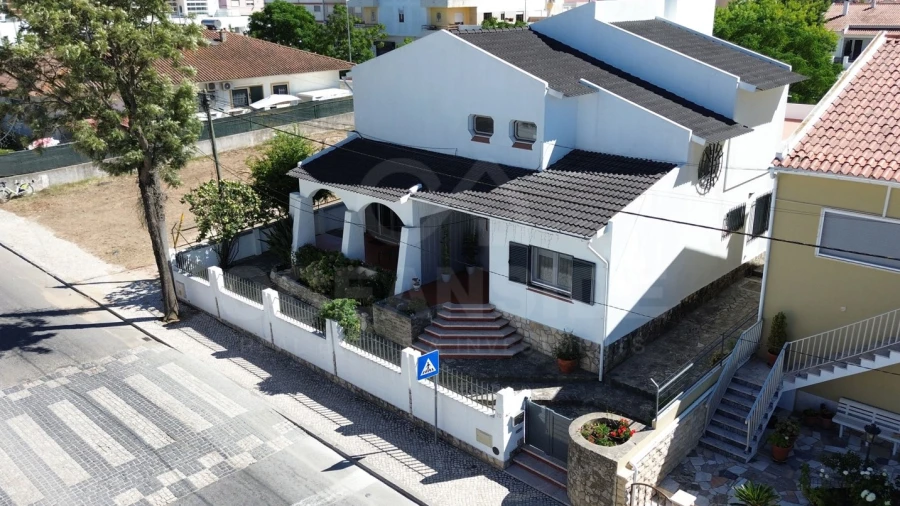 Moradia T7 para Venda em Benavente