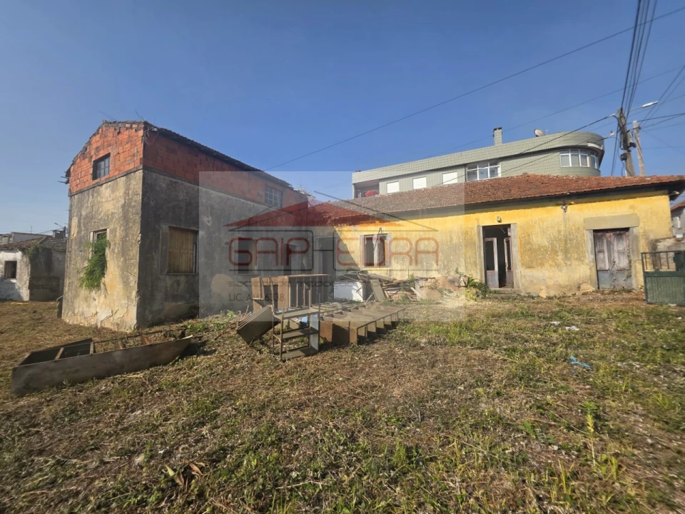 Moradia T3 para Venda em Esmoriz Foto 4