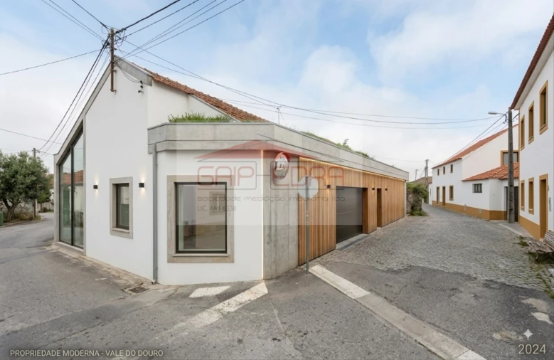 Moradia T3 para Venda em Esmoriz Foto 3