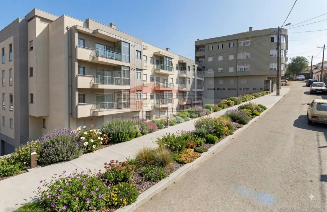 Terreno para Venda em Esmoriz Foto 1