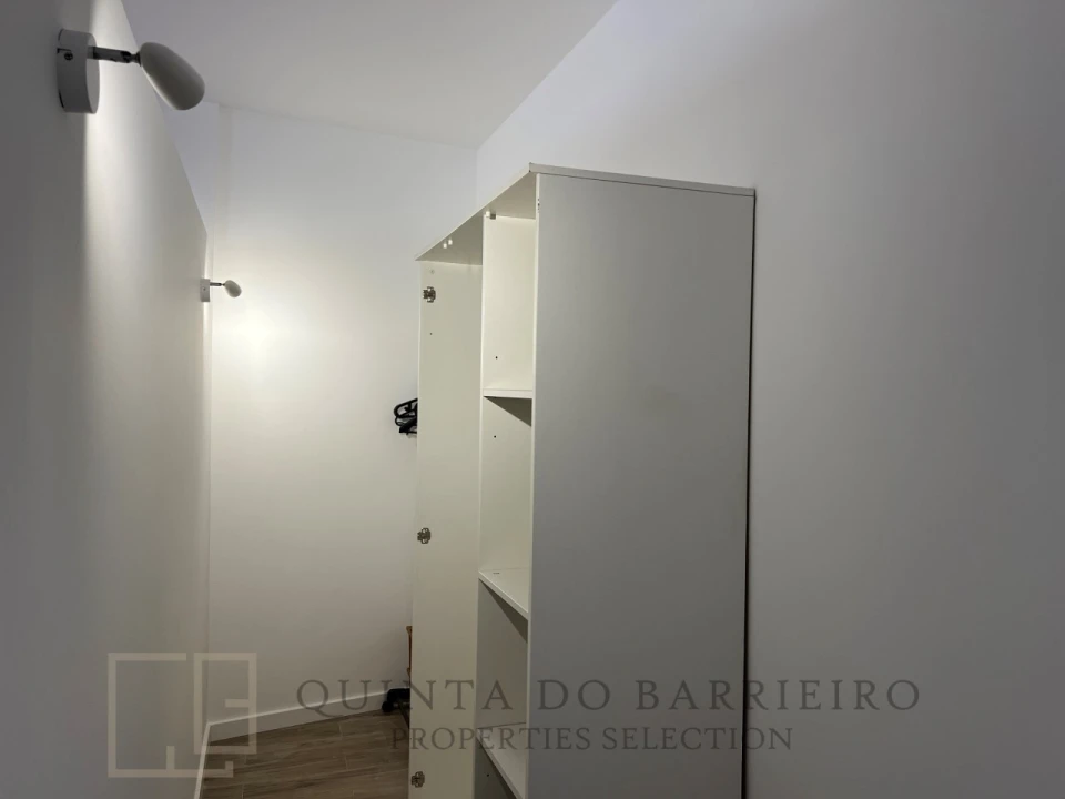 Moradia T3 para Venda em Santa Maria do Castelo e Santiago e Santa Susana Foto 25