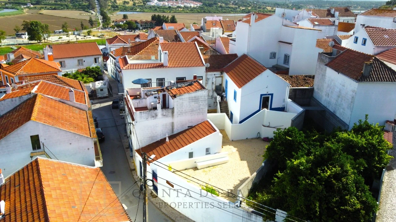 Moradia T3 para Venda em Santa Maria do Castelo e Santiago e Santa Susana Foto 70
