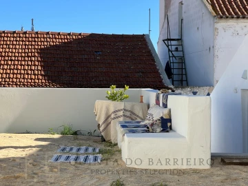 Moradia T3 para Venda em Santa Maria do Castelo e Santiago e Santa Susana