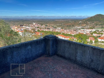 Quinta T9 para Venda em Sé e São Lourenço