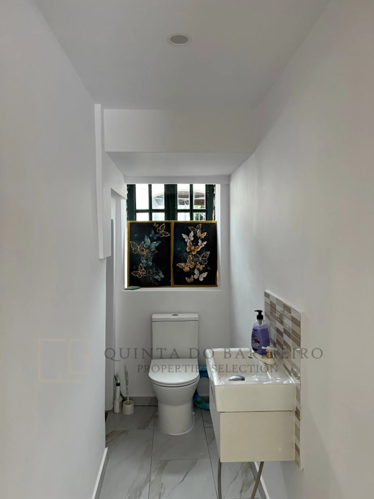 Moradia T5 para Venda em Comenda Foto 17