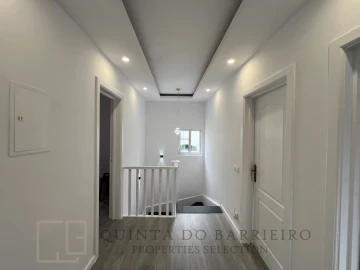 Moradia T5 para Venda em Comenda