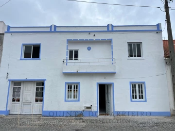Moradia T5 para Venda em Comenda
