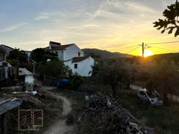 Moradia T3 para Venda em Santo Antonio das Areias
