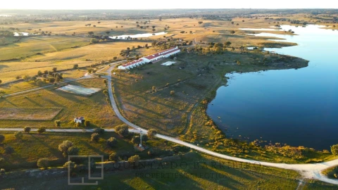 Quinta T32 para Venda em Chancelaria