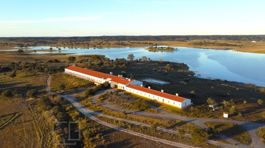Quinta T32 para Venda em Chancelaria