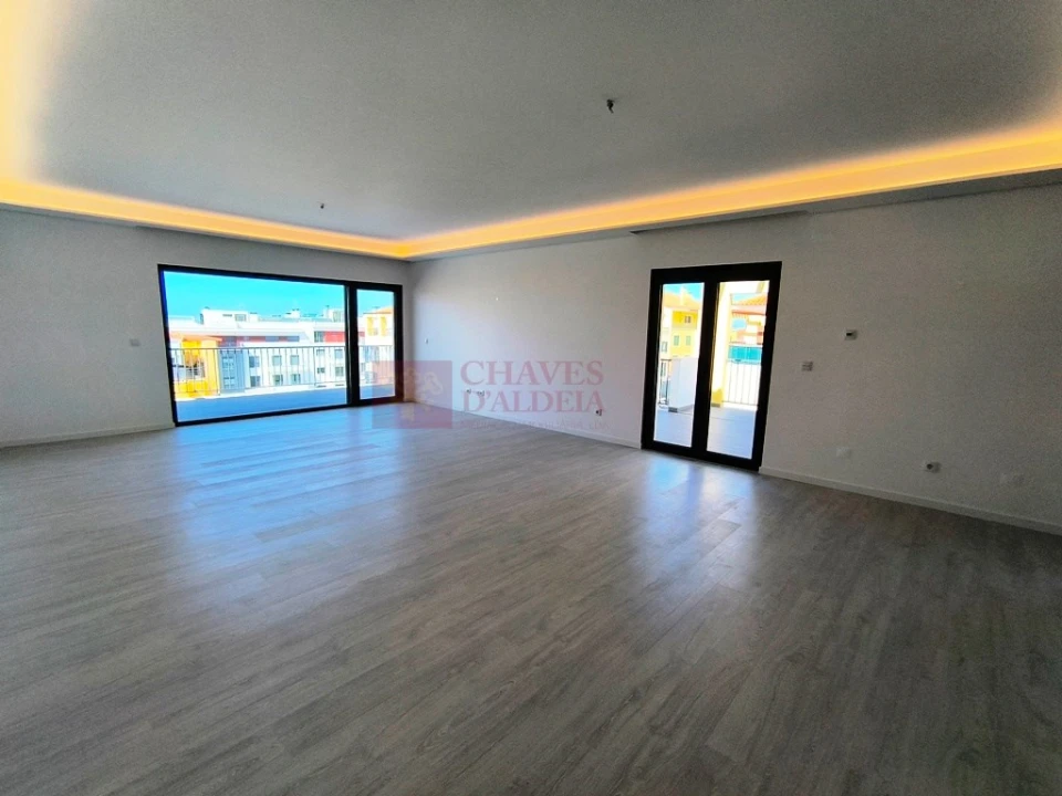 Apartamento T3 para Venda em Ericeira Foto 2