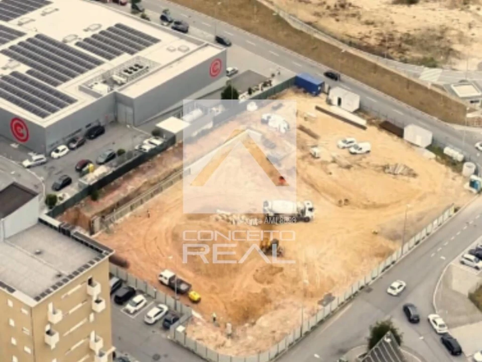 Apartamento T2 para Venda em Vilar de Andorinho Foto 6