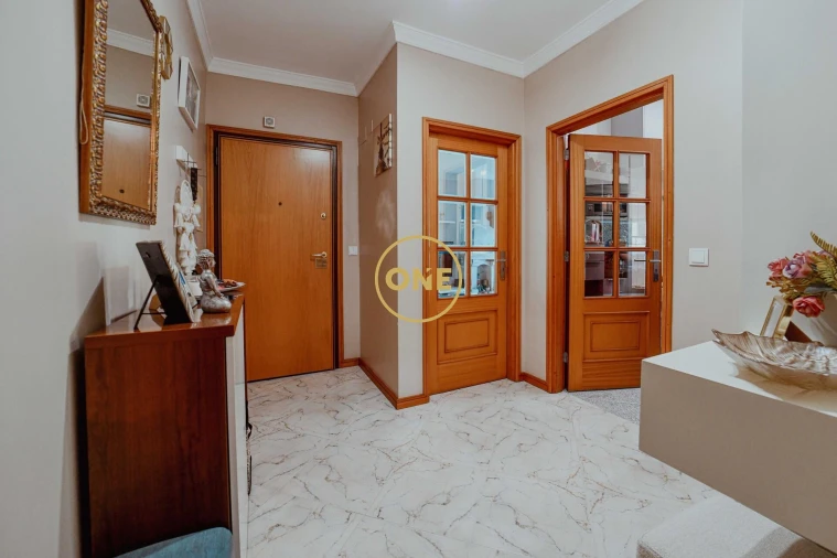 Apartamento T2 para Venda em Aguas Santas Foto 19