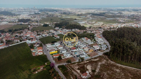 Terreno para Venda em Póvoa de Varzim, Beiriz e Argivai