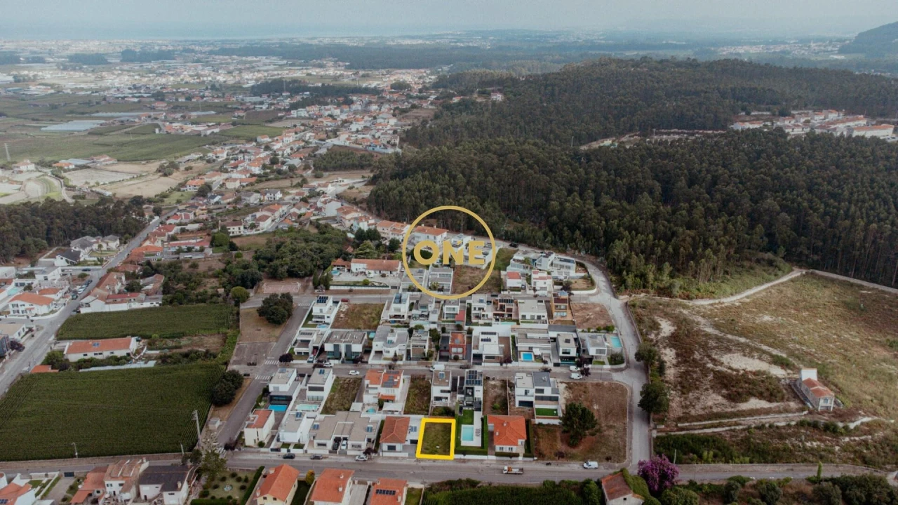Terreno para Venda em Póvoa de Varzim, Beiriz e Argivai Foto 6