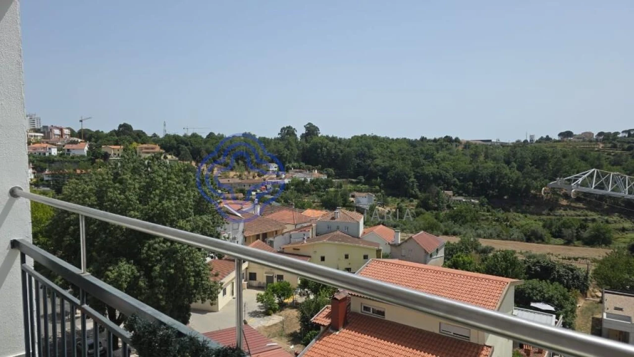 Apartamento T4 para Venda em Viseu Foto 13