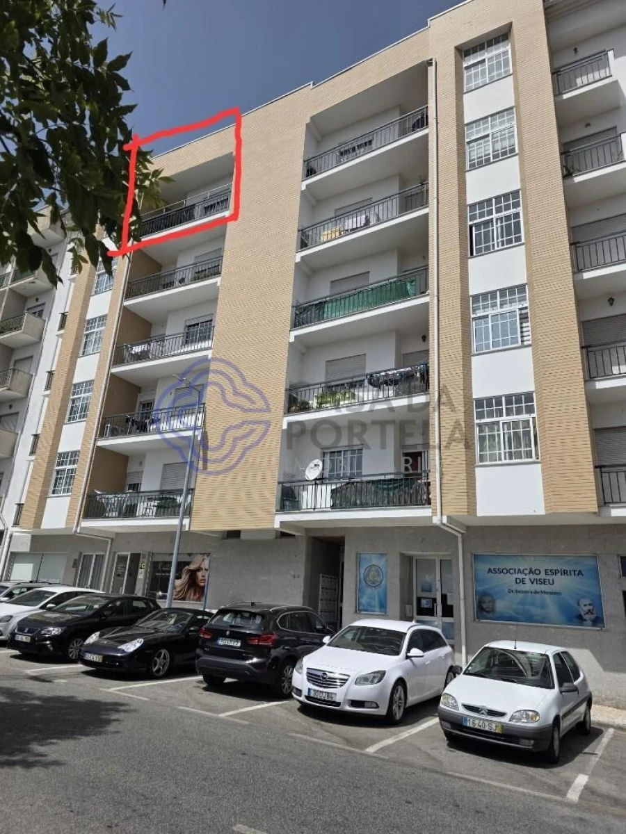 Apartamento T4 para Venda em Viseu Foto 14
