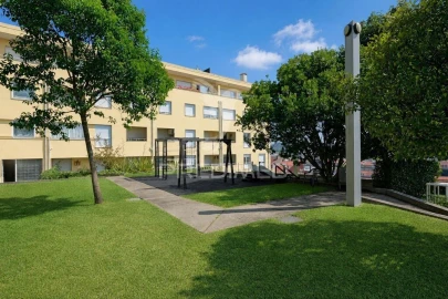 Apartamento T4 para Venda em São Vicente (Braga)
