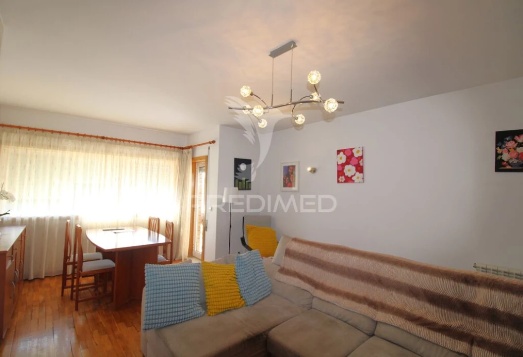 Apartamento T2 para Venda em Alfena Foto 5