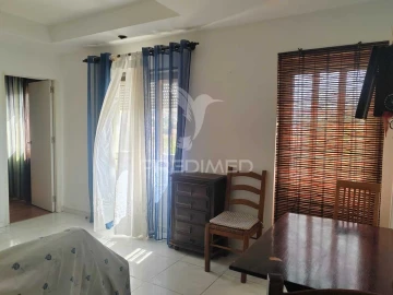 Moradia T2 para Venda em Santa Maria, São Pedro e Matacães