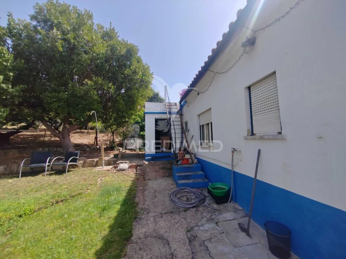 Moradia T2 para Venda em Santa Maria, São Pedro e Matacães Foto 2