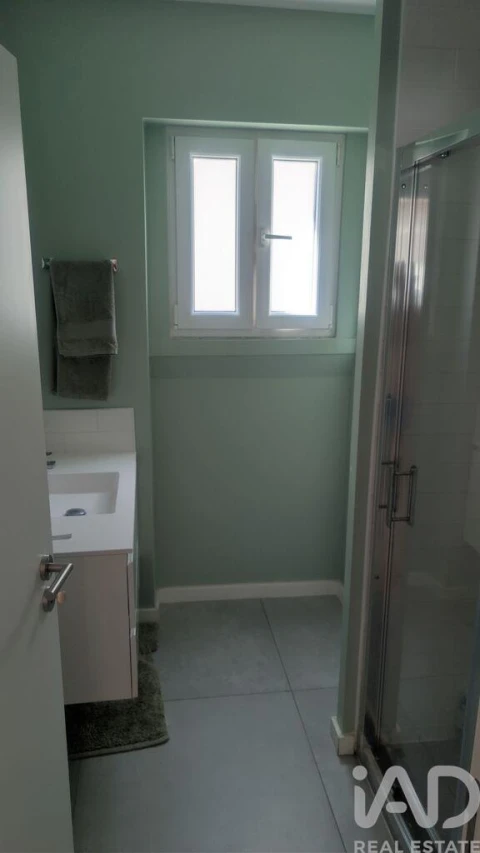 Apartamento T2 para Arrendamento em Alfragide
