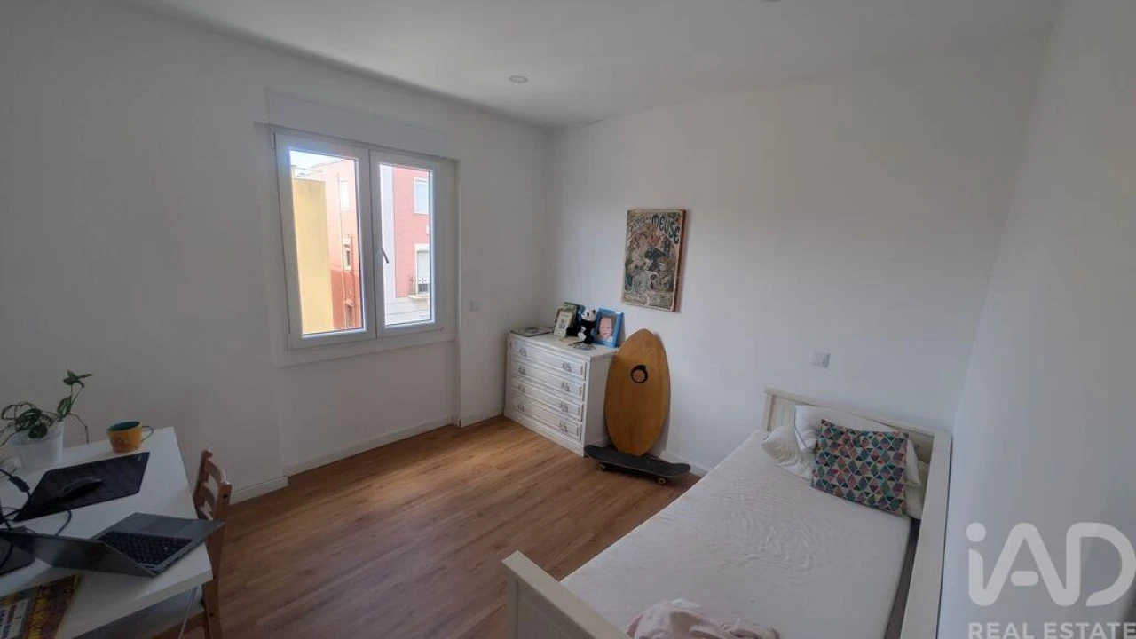 Apartamento T2 para Arrendamento em Alfragide Foto 5