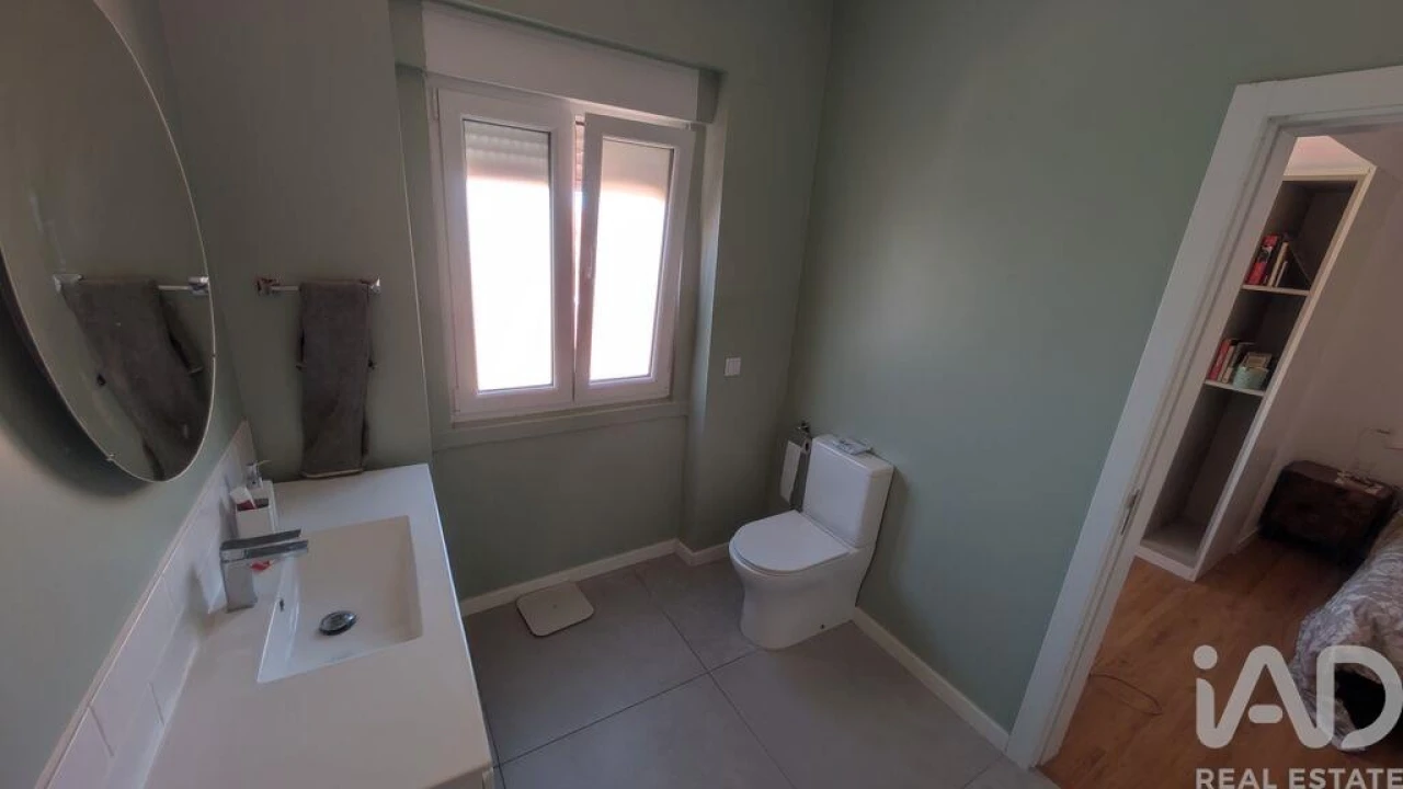 Apartamento T2 para Arrendamento em Alfragide Foto 4