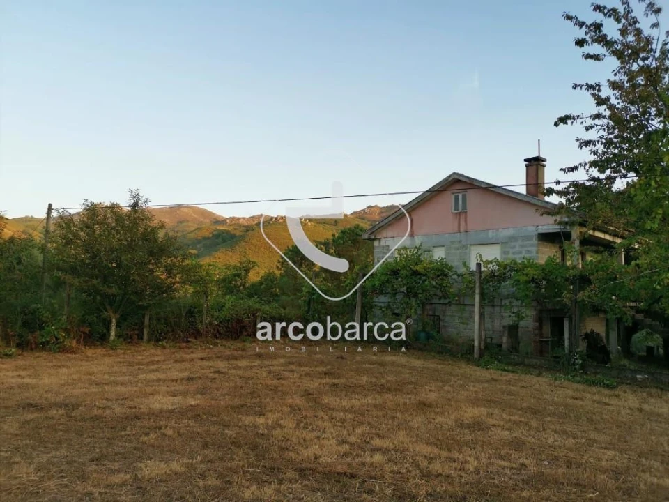 Terreno para Venda em Azias Foto 10