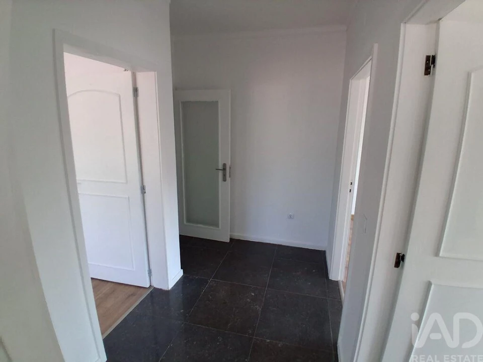 Apartamento para Venda em Fânzeres e São Pedro da Cova Foto 6