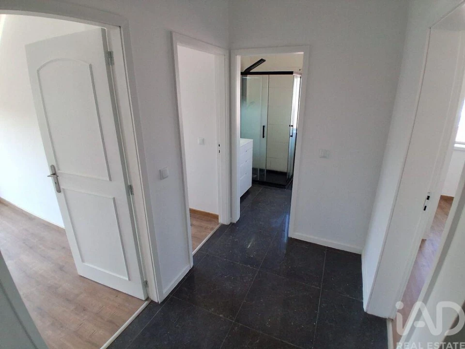 Apartamento para Venda em Fânzeres e São Pedro da Cova Foto 8
