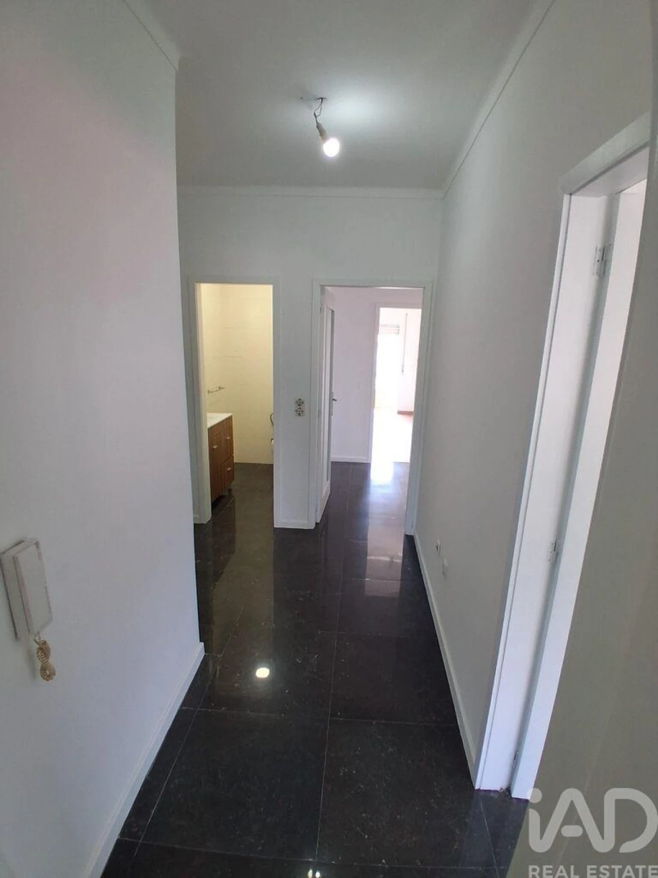 Apartamento para Venda em Fânzeres e São Pedro da Cova Foto 4