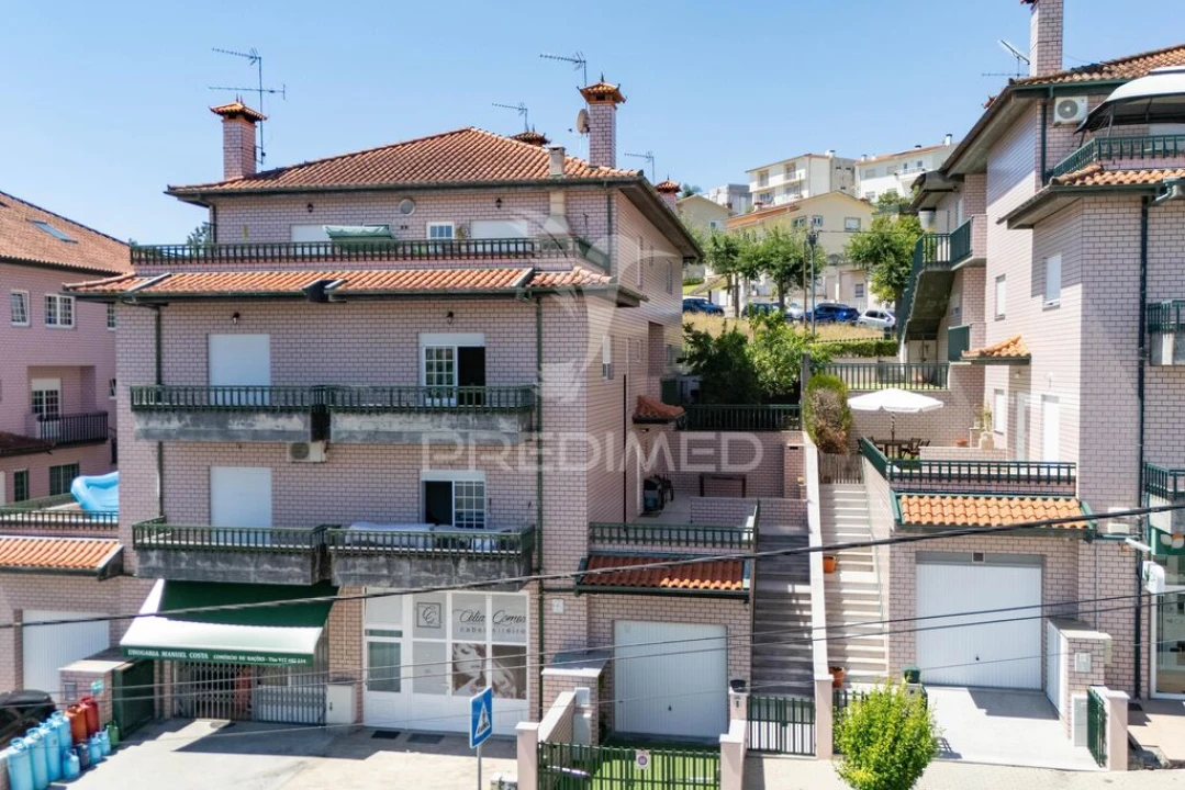 Apartamento T3 para Venda em Moure Foto 4