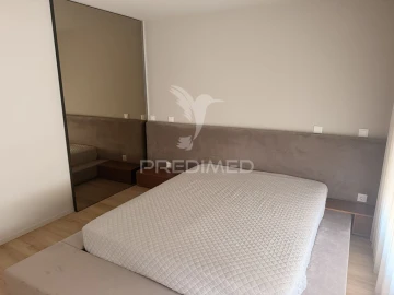 Apartamento T2 para Venda em Vila Nova de Famalicão e Calendário