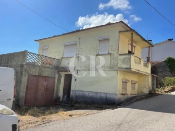 Moradia T2 para Venda em Lavegadas