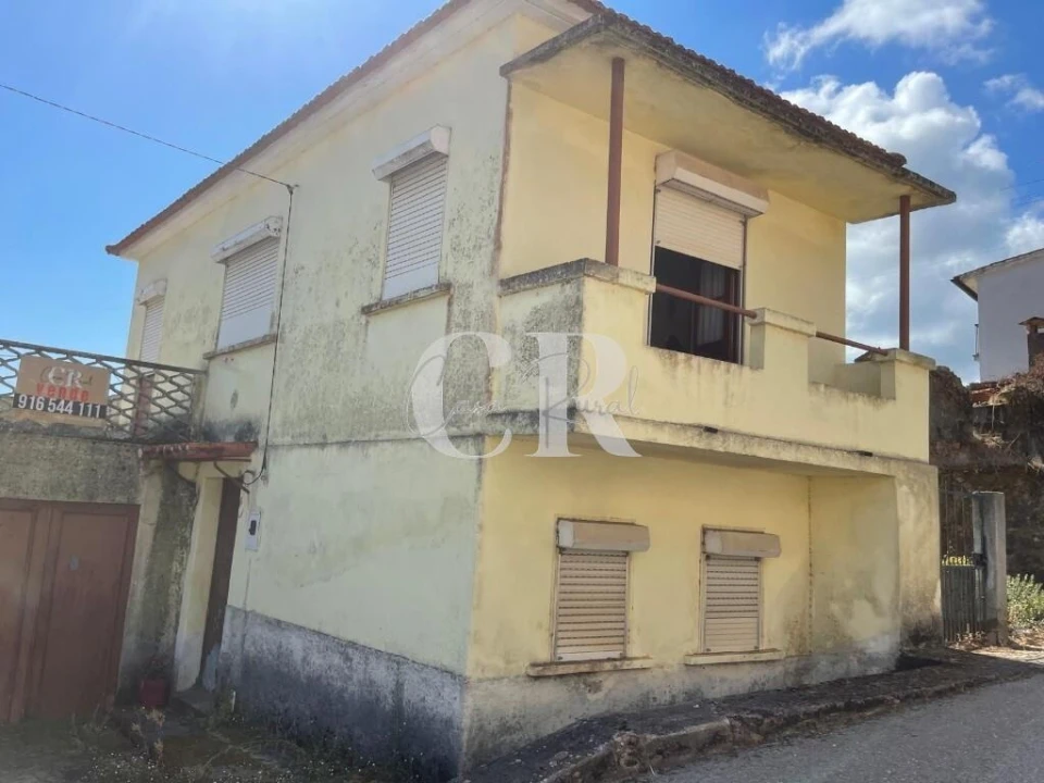 Moradia T2 para Venda em Lavegadas Foto 1