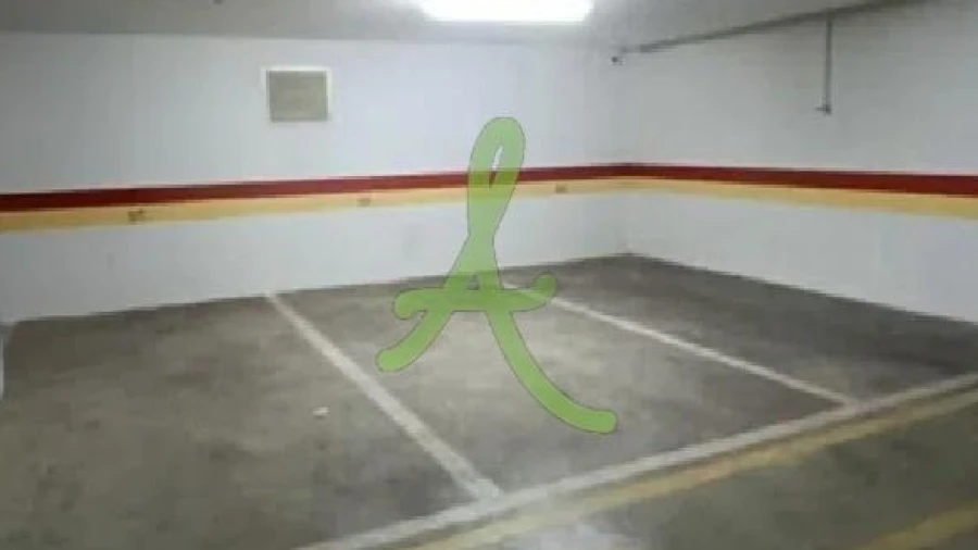 Garagem para Venda em Portimão