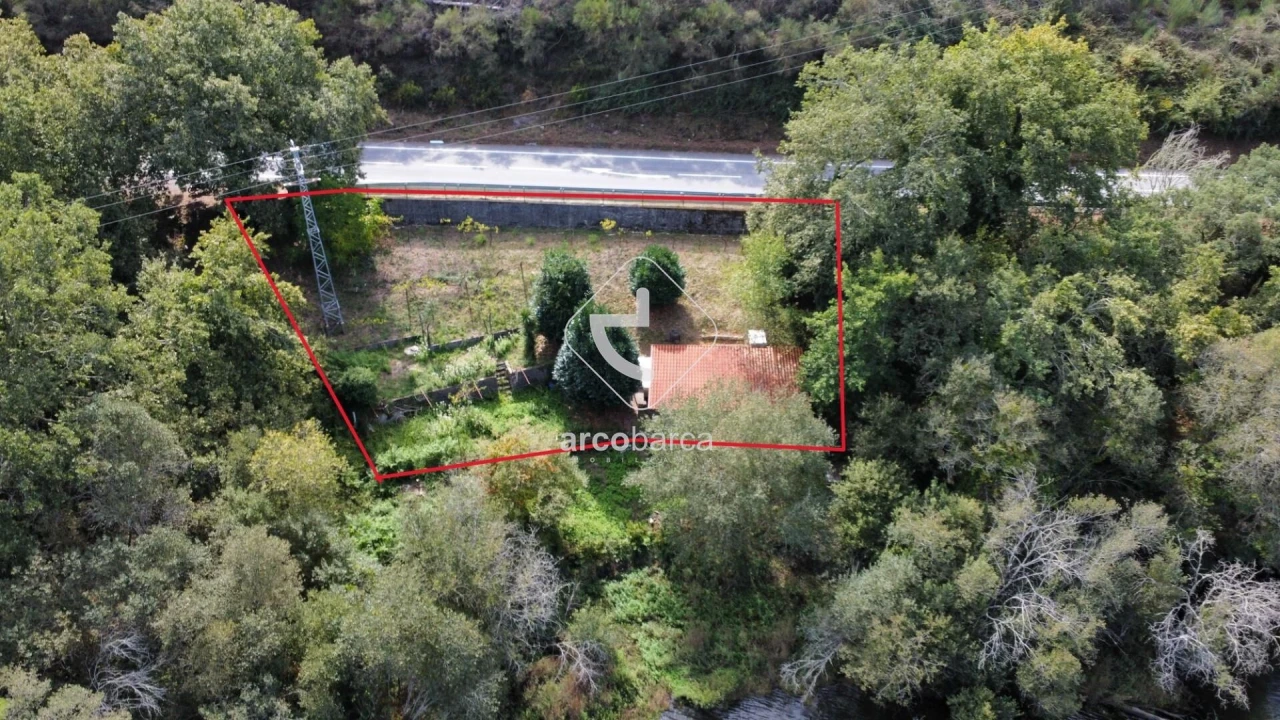 Terreno para Venda em Britelo Foto 2