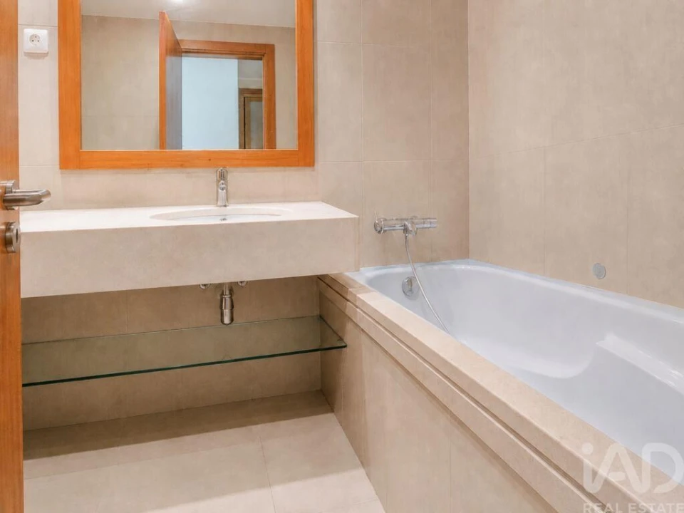 Apartamento T3 para Venda em Caparica e Trafaria Foto 29