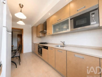 Apartamento T3 para Venda em Caparica e Trafaria