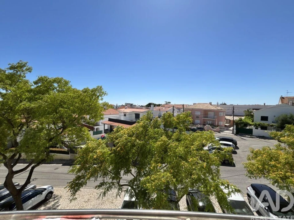 Apartamento T3 para Venda em Caparica e Trafaria Foto 28
